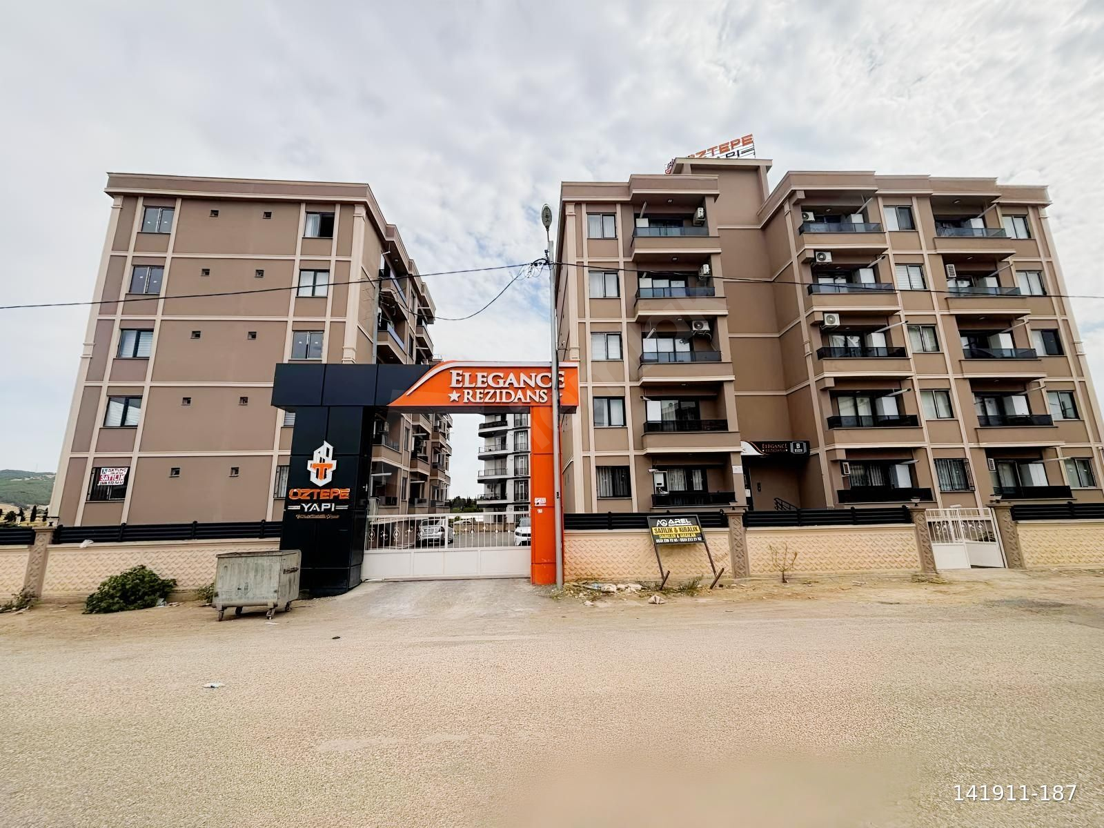 KURTOĞLU GM HASTANE KARŞISINDA LÜX 1+1 ARA KAT SATILIK DAİRE