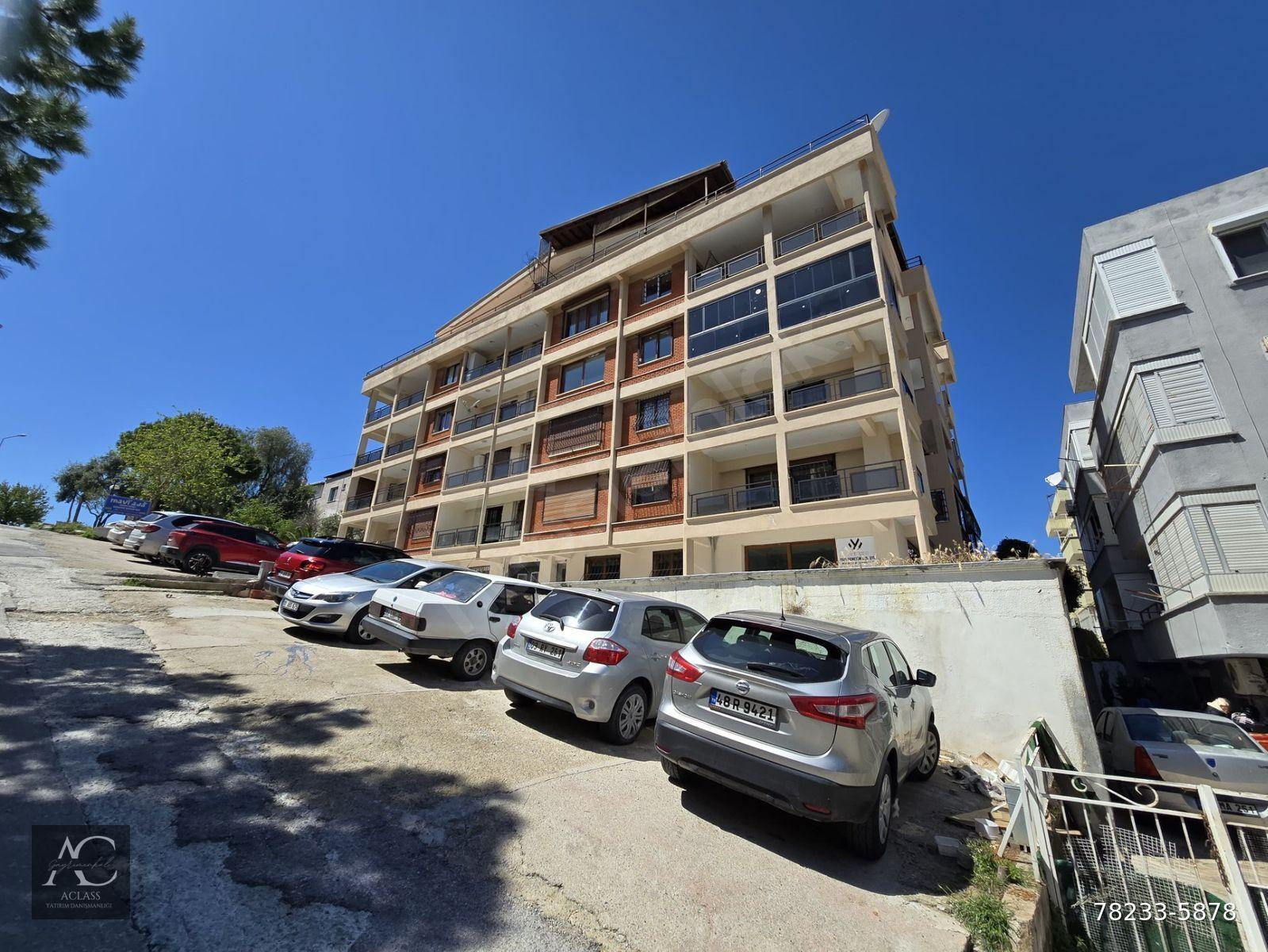 ACLASS'DAN MARINA'DA SAHILE 100 M MESAFEDE KAPALI MUTFAKLI-GENIS KULLANIMLI 2+1 KİRALIK DAİRE