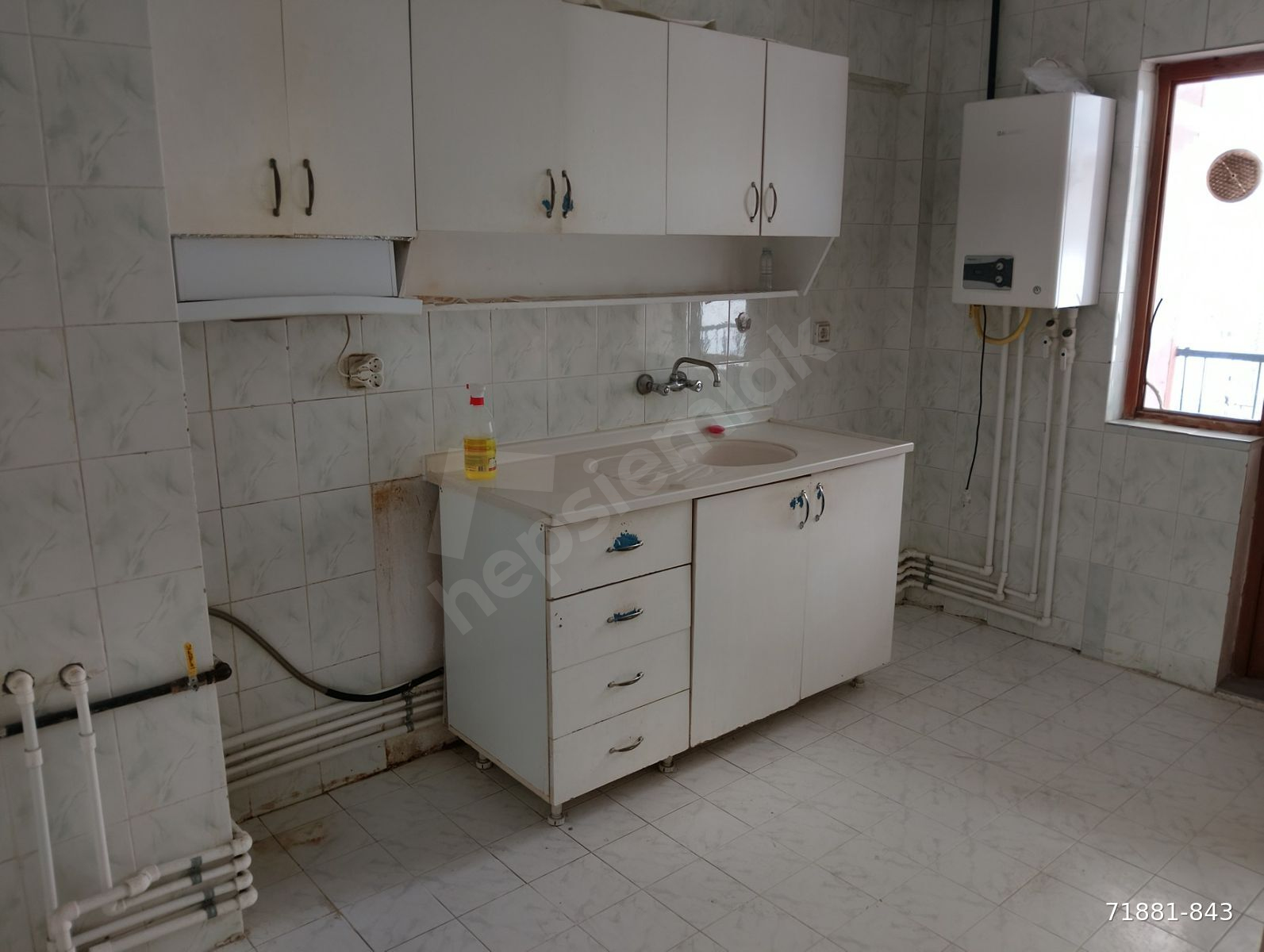 KEÇİÖREN ÇALDIRAN MAHALLESİNDE 1, KAT GENİŞ