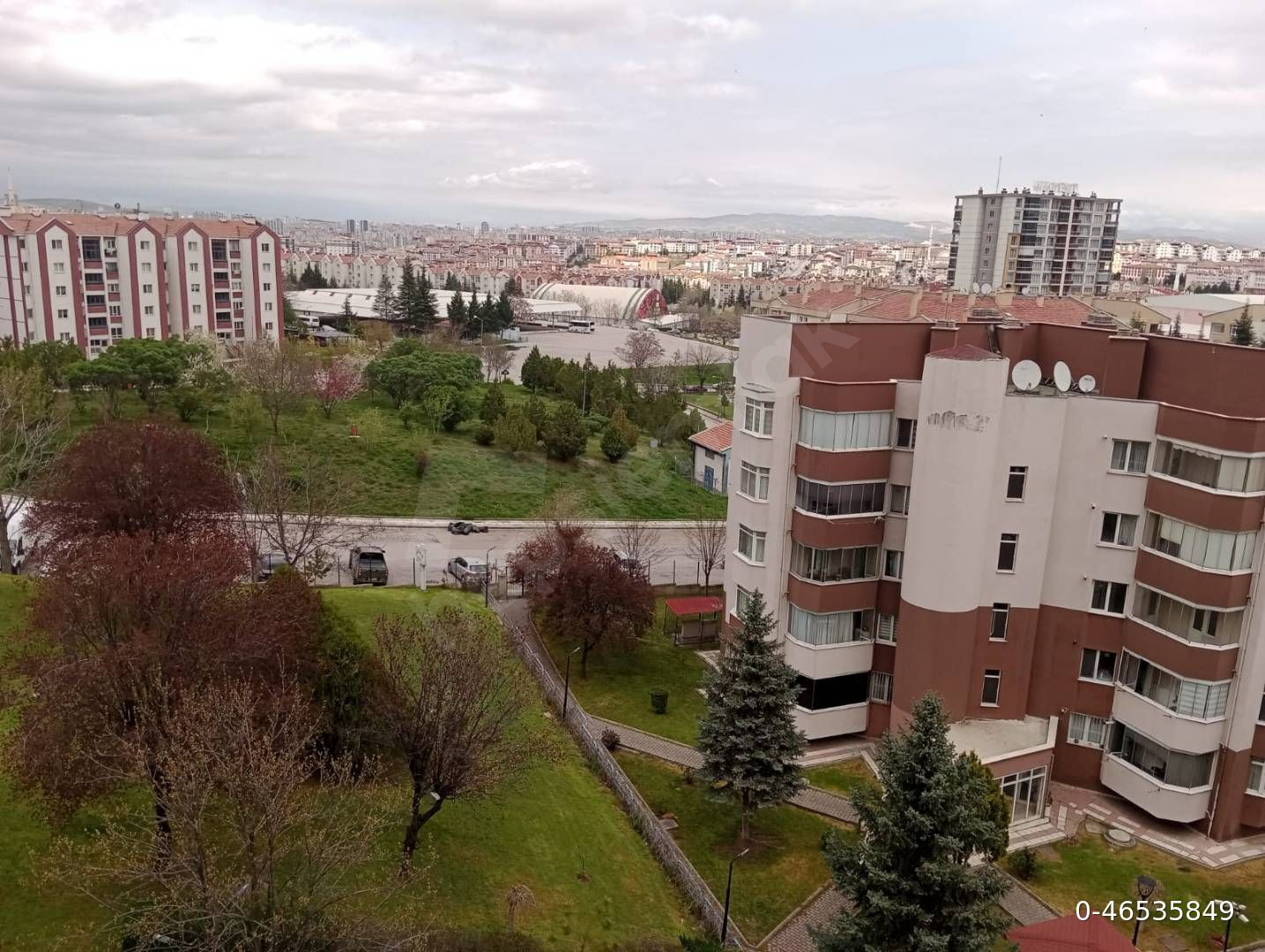 ELVANKENT AYYILDIZ MAHALLESİNDE SİTE İÇİ ÜST KAT MASRAFSIZ 3+1 DAİRE