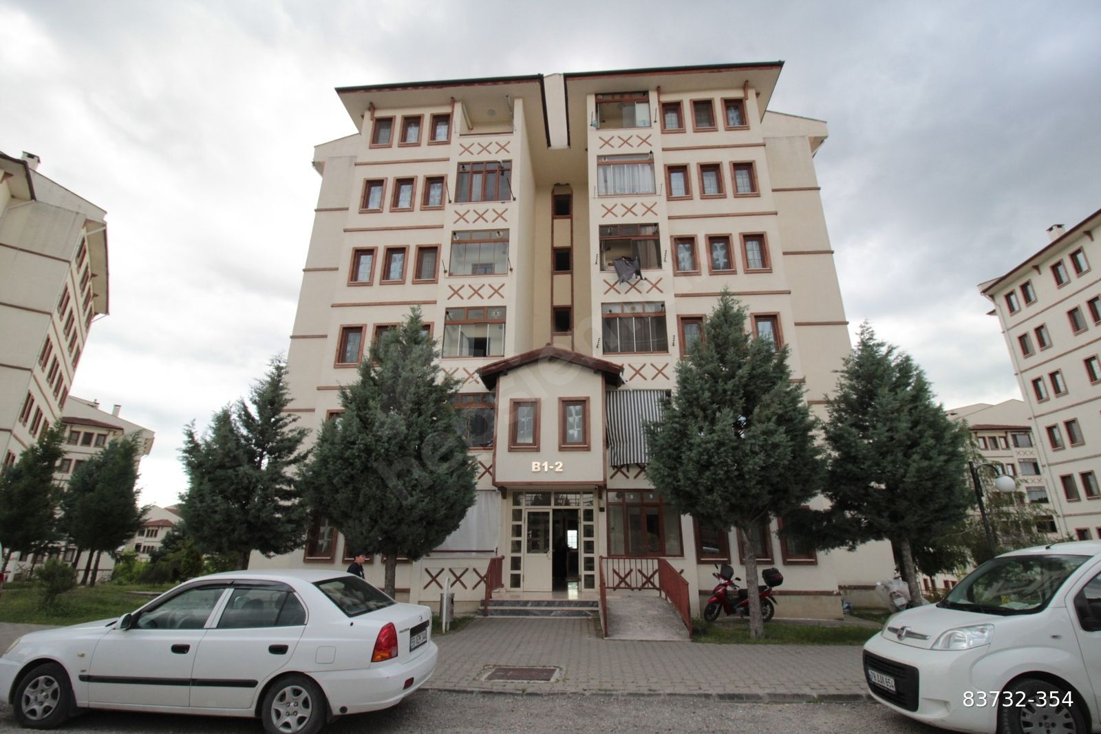 SAFRANBOLU YAZIKÖY TOKİ DE SATILIK 2+1 DAİRE