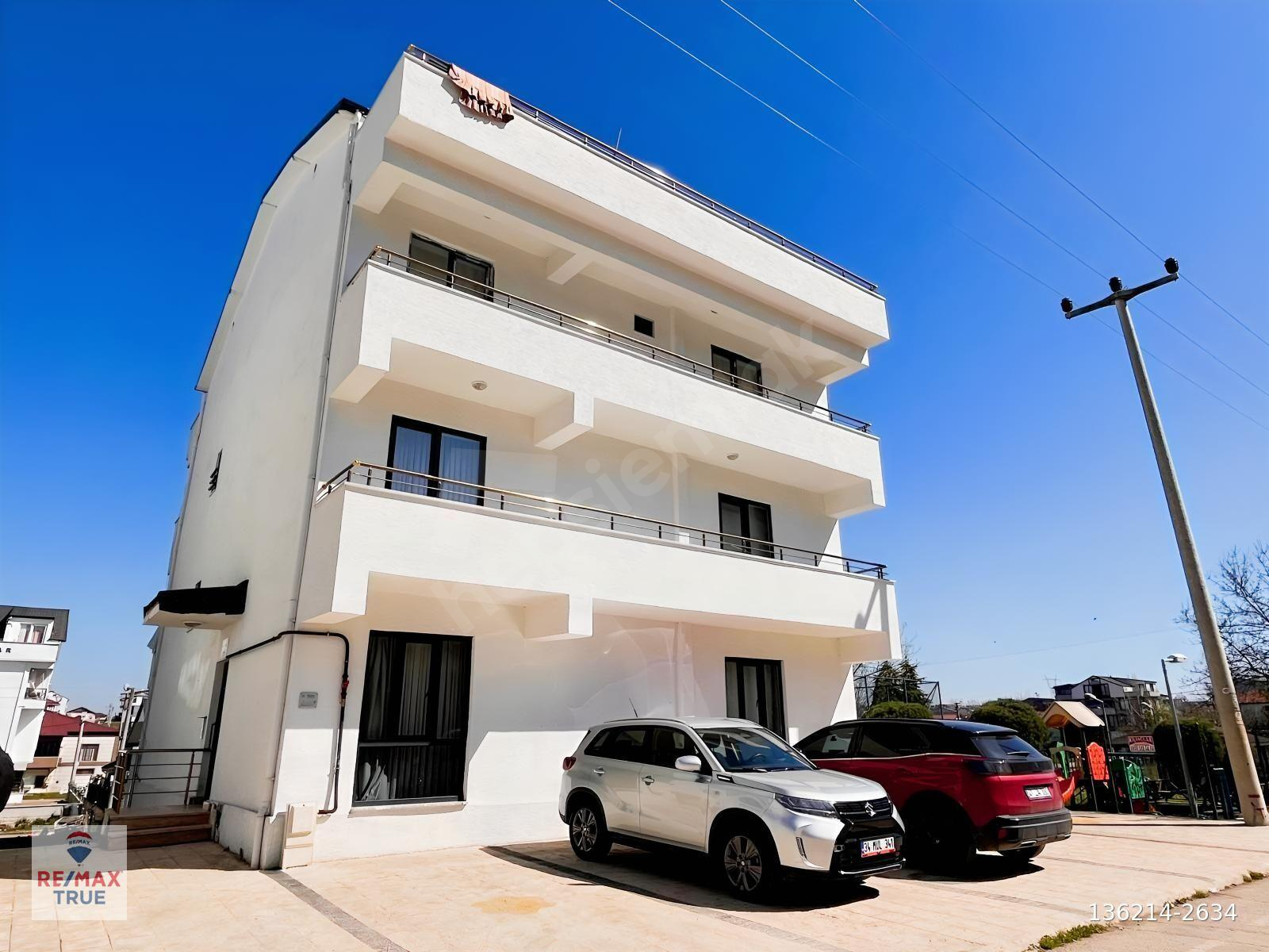 Başiskele Yeşilyurt 3+1 Eşyalı Kiralık Daire