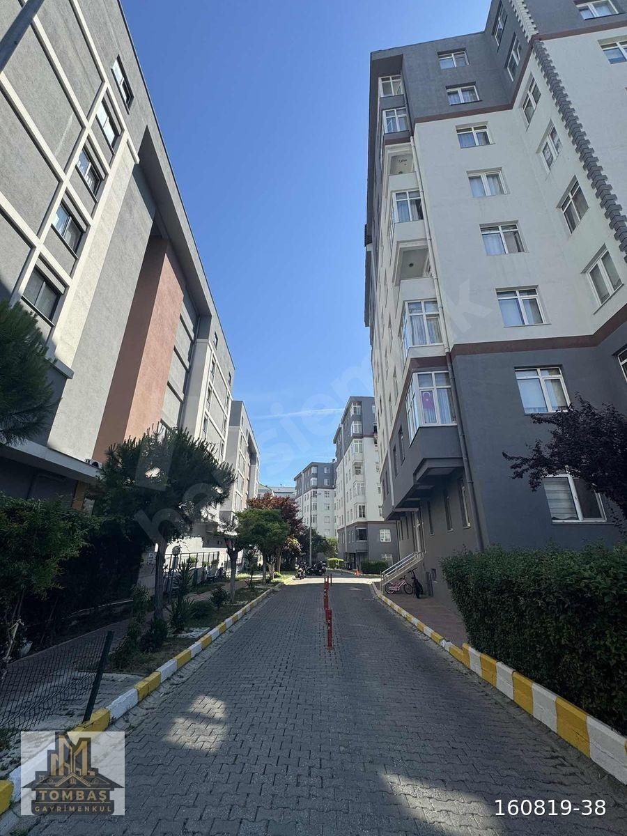 Büyükçekmece Mimaroba'da 3 + 1 acil satılık