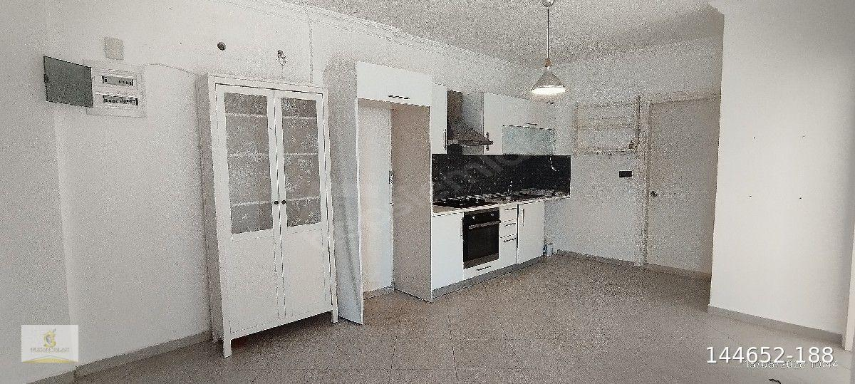 Bodrum Türkkuyusu’nda Merkezi Konumda Kiralık 2+1 Üst Kat Daire
