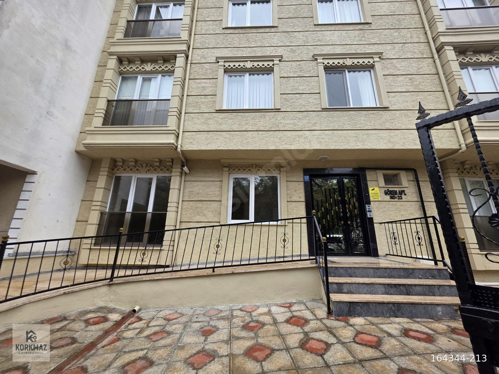 CUMHURİYET PARKI CİV. SERVİS DURAKLARINA YAKIN 1+1 KİRALIK DAİRE