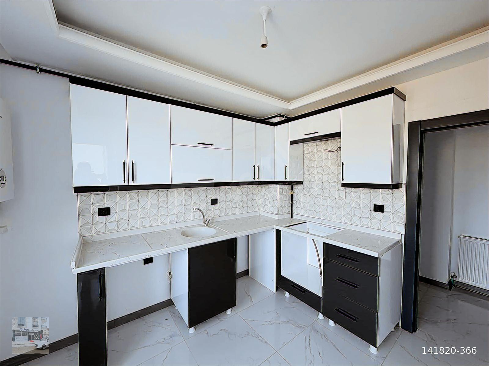 /LİDER'DEN/ÇARŞI MERKEZDE ARA KAT 3+1 KİRALIK DAİRE/