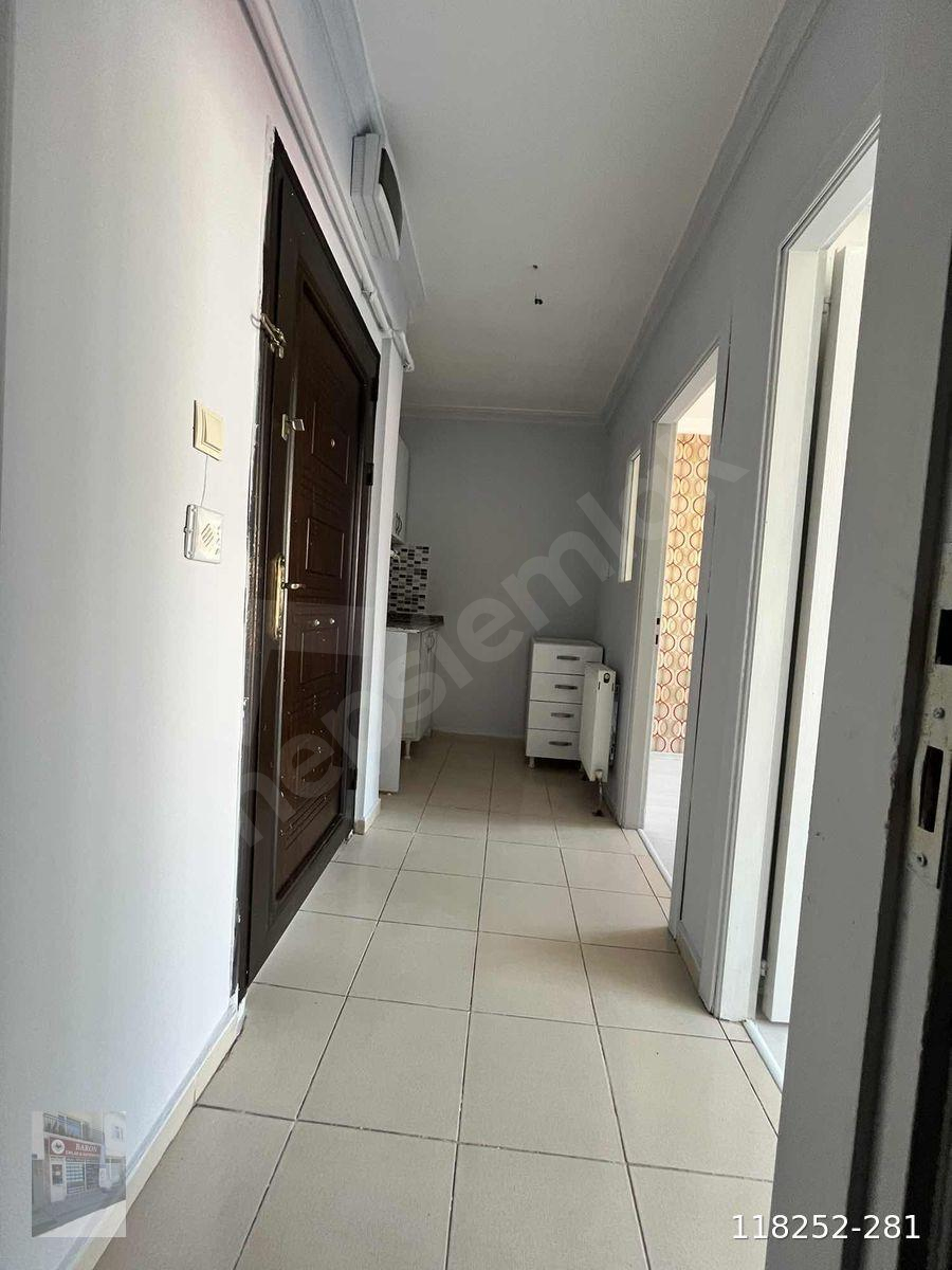 ULUÖNDER TRANVAY DURAKLARINA YÜRÜME MESAFESİNDE SATILIK 1+1