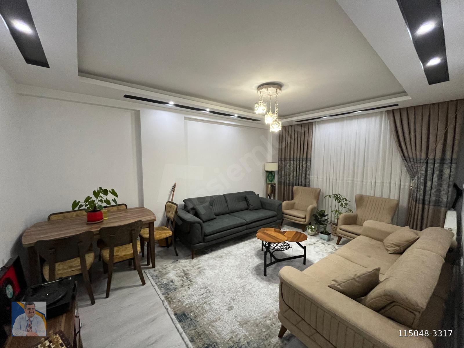 CUMHURİYET MAHALLESİNDE SATILIK GENİŞ 2+1 DAİRE