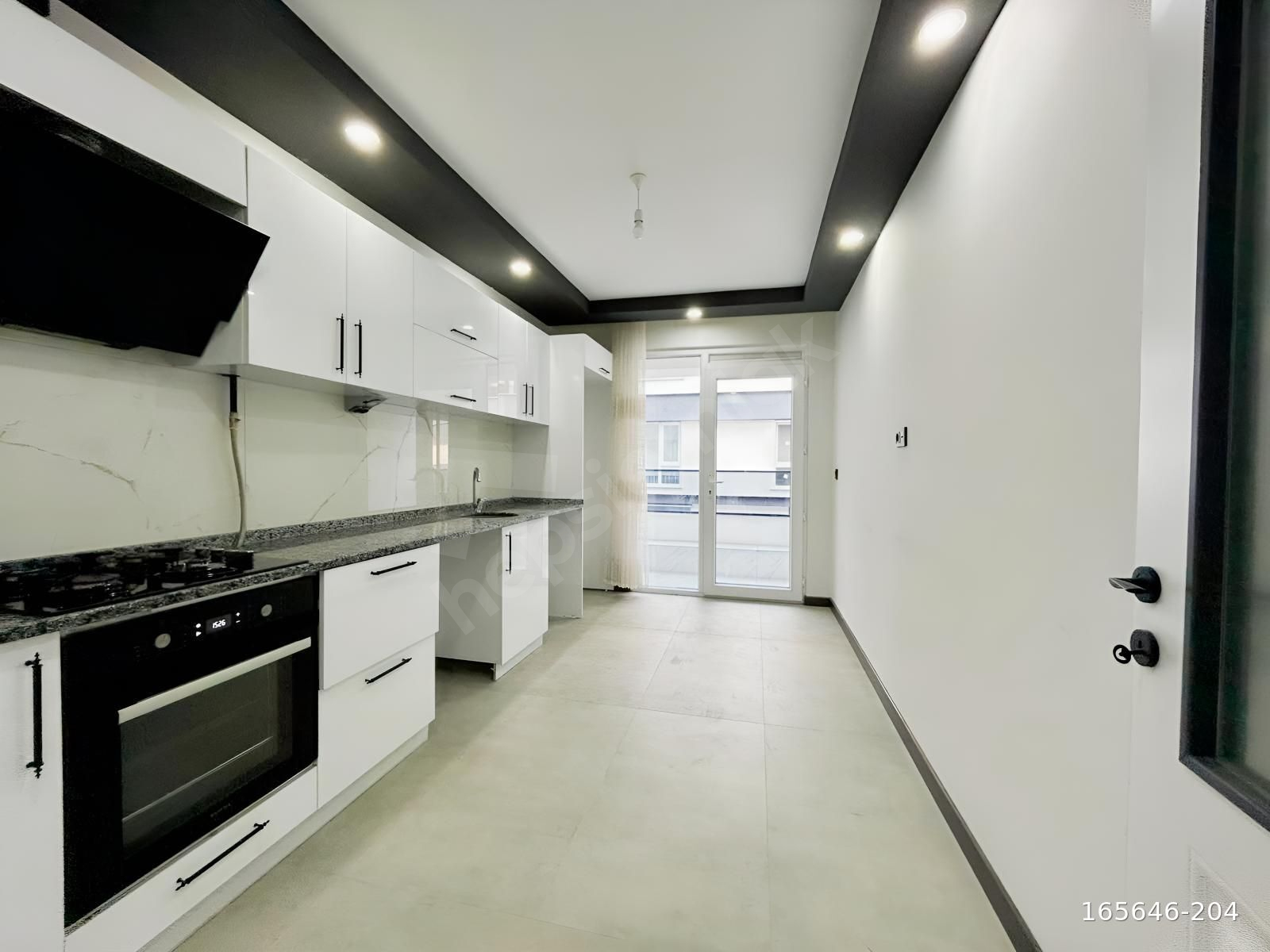 DERMAN CD YAKINI EBEVEYN BANYOLU . SATILIK İSKANLI 3+1 DAİRE