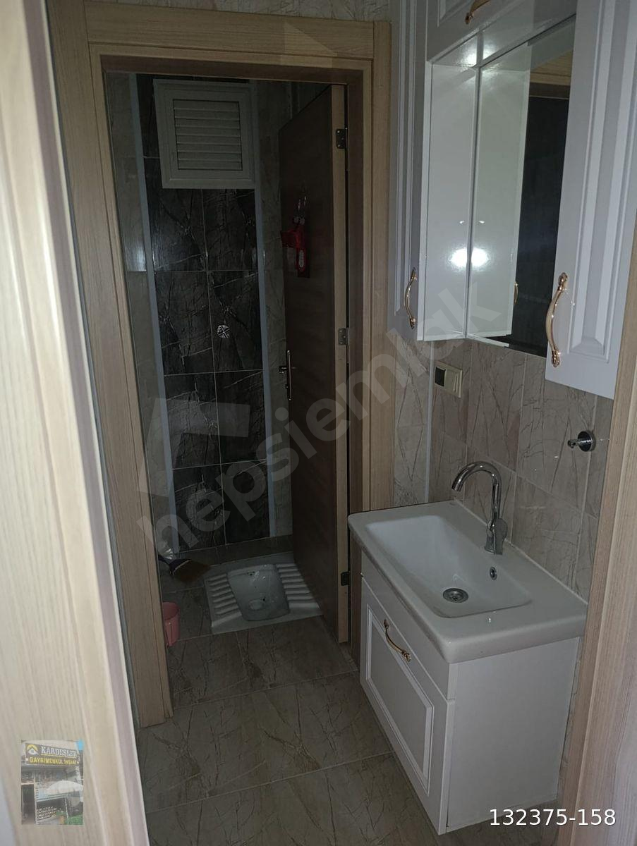 KONYA KARATAY HAMZAOĞLU MAHALLESİ 2+1 SATILIK ARAKAT DAİRE