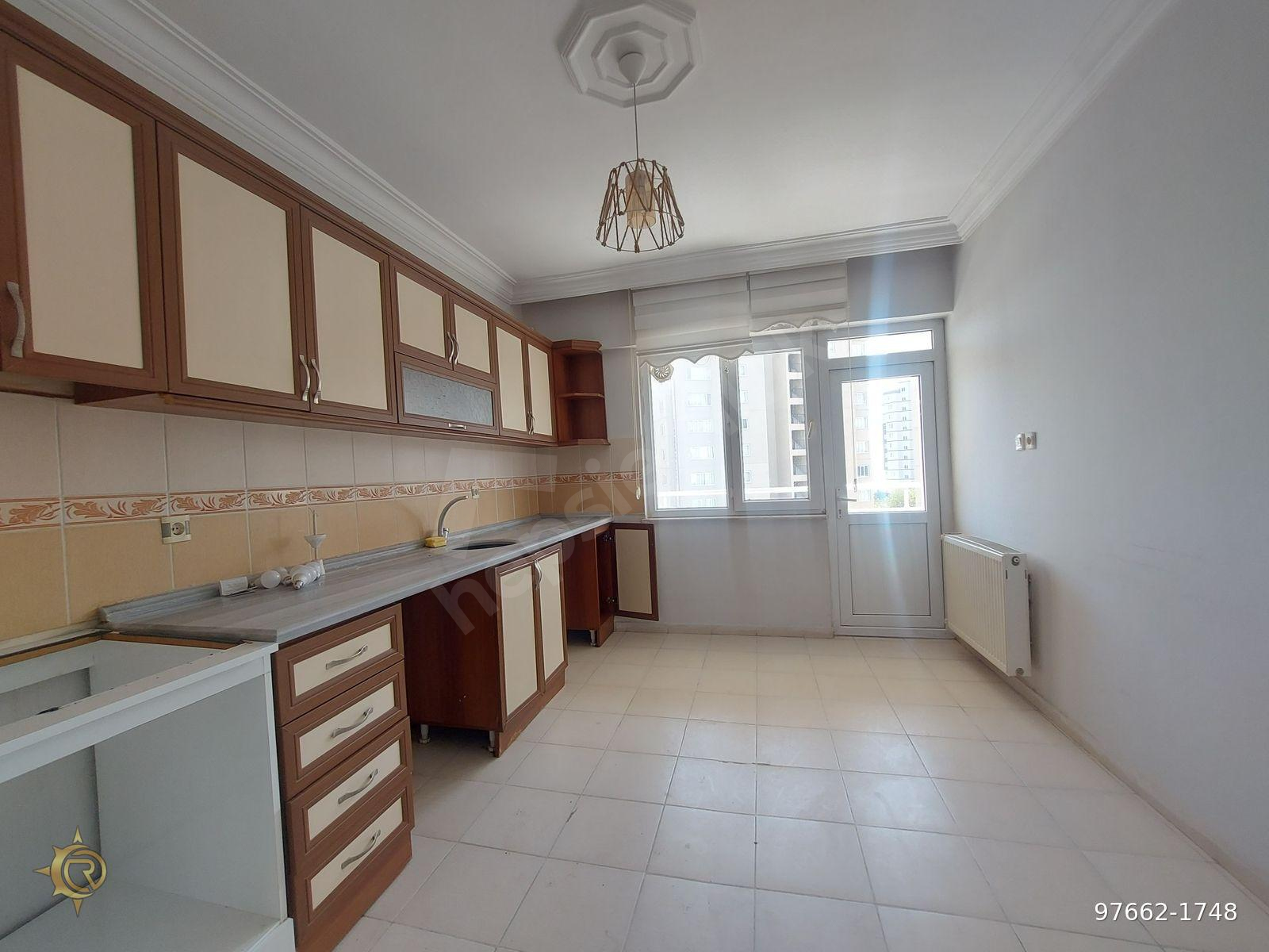 YENİ ROTA'DAN MERKEZİ LOKASYONDA GENİŞ SATLIK 3+1 DAİRE