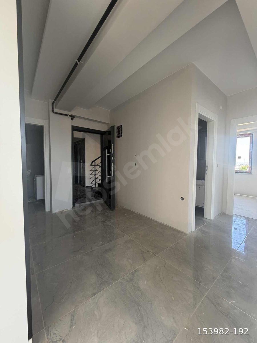 ALPAGUTBEY İZZET BAYSAL ARASI BULVAR ÜZERİNDE 3+1 ve 2+1 LÜKS