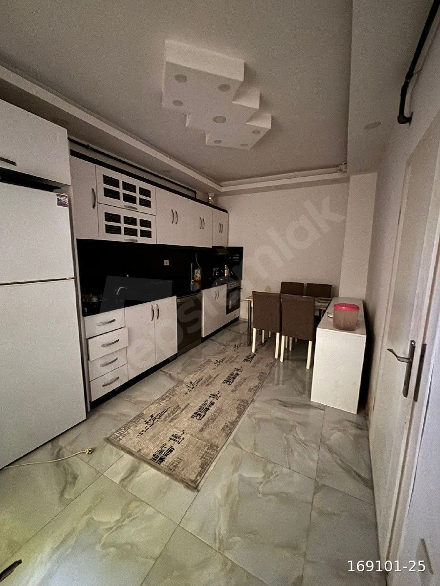 ÇİFTLİK MEVKİ SATILIK DAİRE
