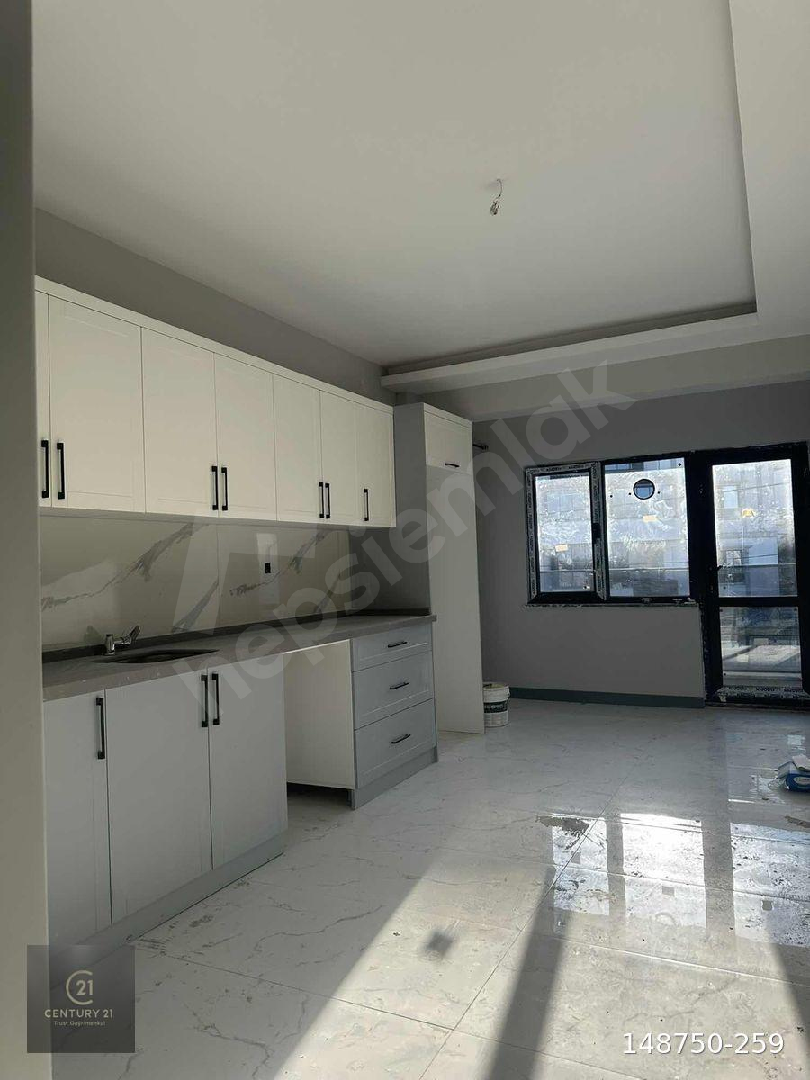 Yenimahallede Sıfır Binada 2+1 Satılık NET 95m2 Daire