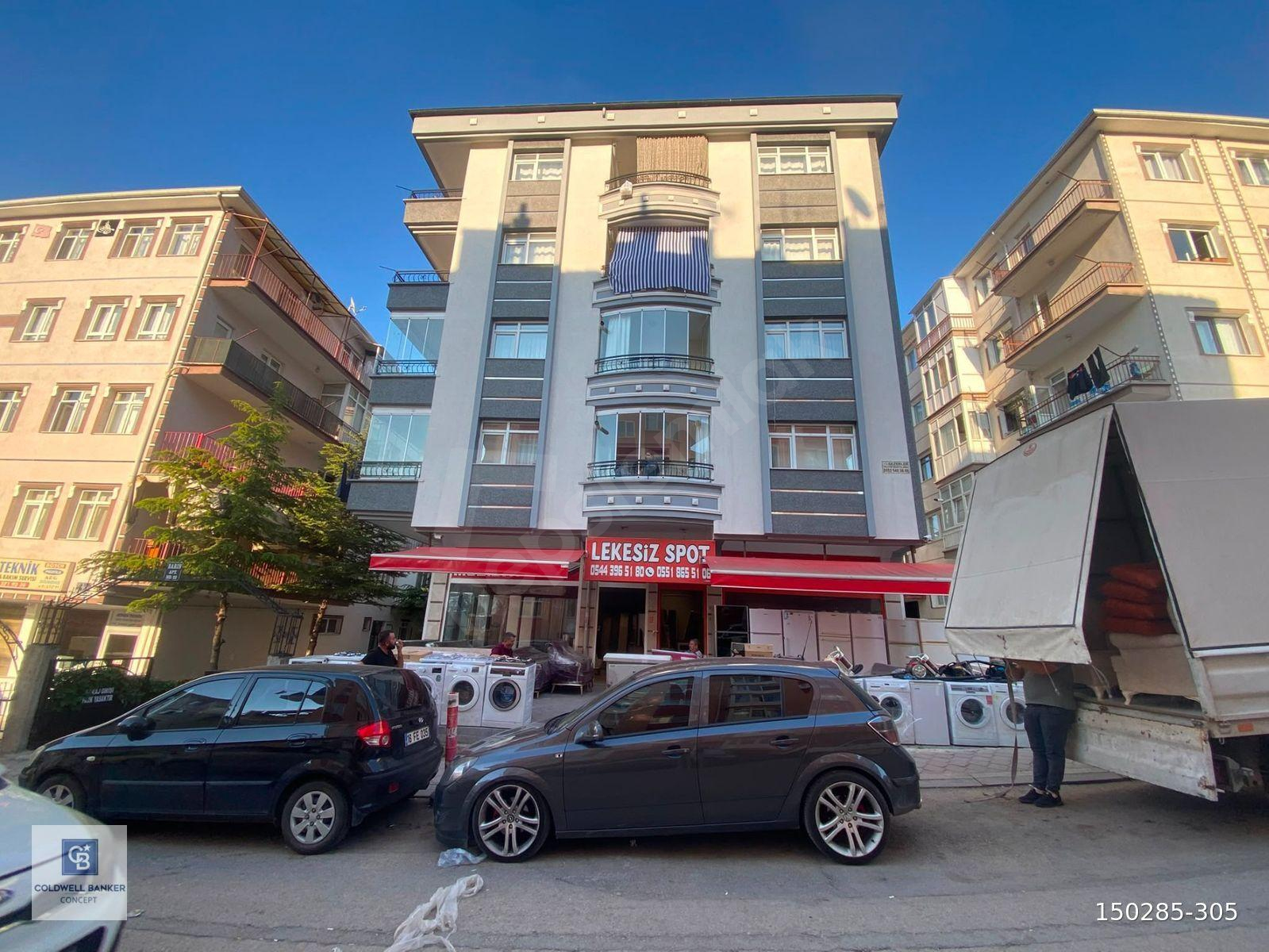 SİNCAN MERKEZ DE ASANSÖRLÜ ARA KAT ÜÇ CEPHELİ SATILIK 3+1 DAİRE