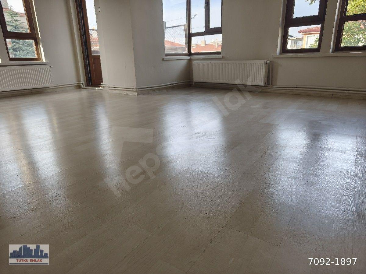 TUTKUDAN MALTEPE NEYZEN TEYFİK SK KATTA 3+1 KİRALIK DAİRE