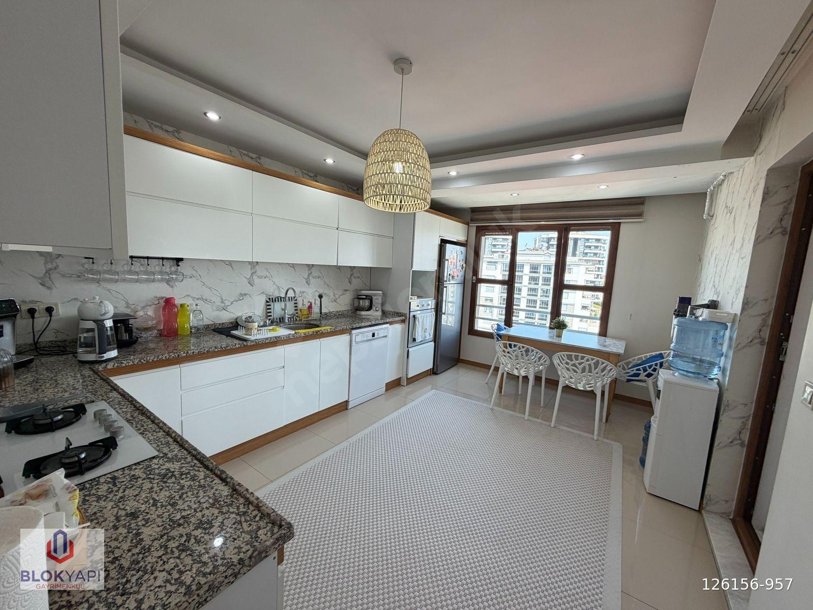 Şemikler'de Site İçinde 4+1 195m2 Satılık Daire Beyan Sorunu Yok