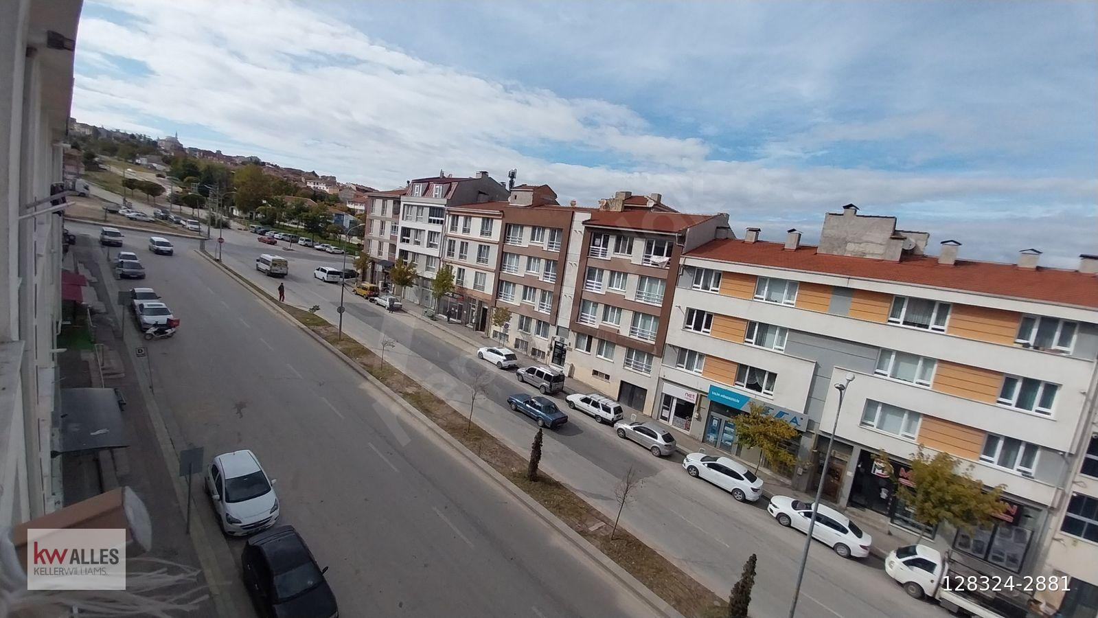 KW ALLES'TEN ZİYA GÖKALP BULVARI MANZARALI ASANSÖRLÜ YENİ BOYALI 2+1 KİRALIK DAİRE.