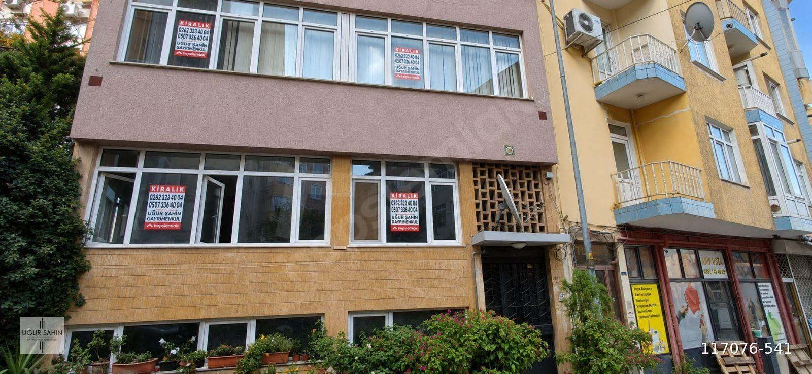 İZMİT MERKEZ'DE FETHİYE CADDESİNE YÜRÜME MESAFESİ KİRALIK 2+1