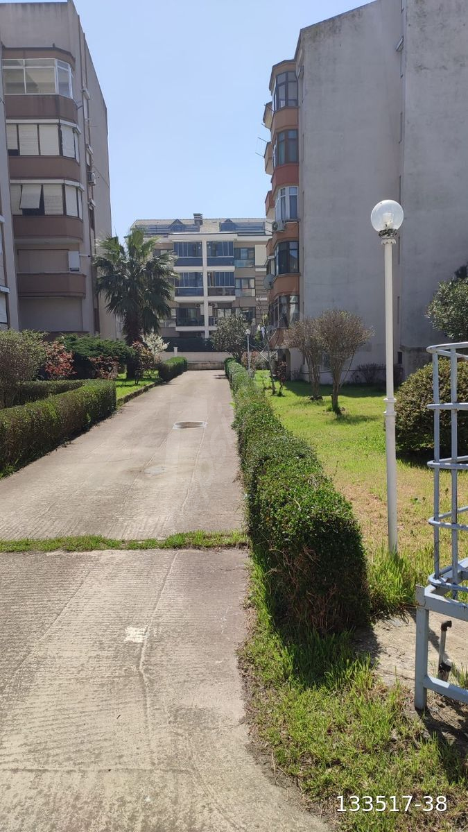 ÇİFTLİKKÖY SİTE İÇERİSİNDE MET YAPIDA SATILIK DAIRE