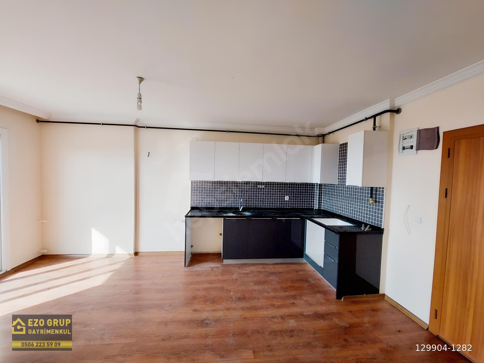 OSMANGAZİ MERKEZDE 2+1 SATILIK DAİRE MARKET OKUL ULAŞIM VS