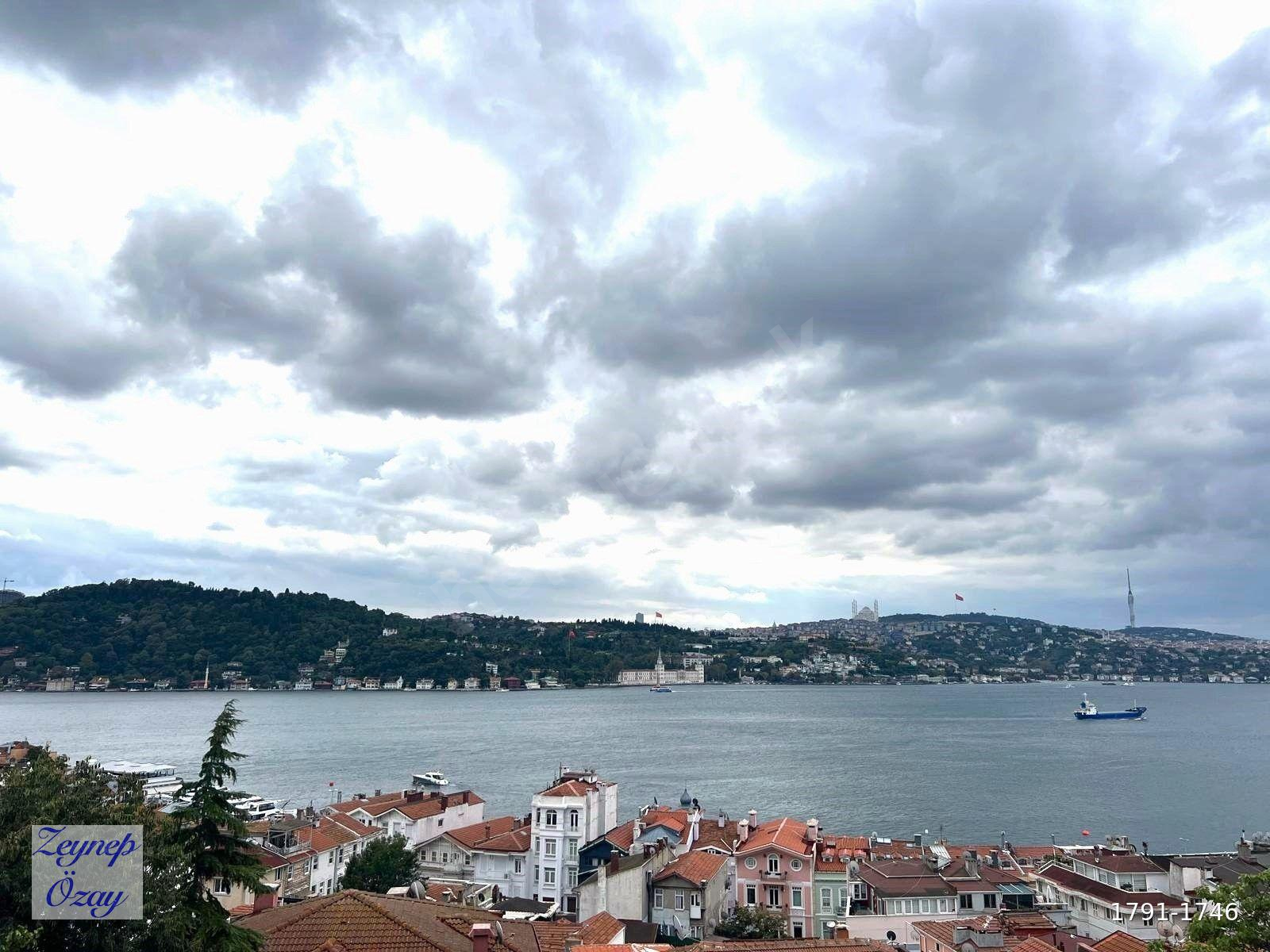 Arnavutköy'de Kiralık Panoramik Boğaz Manzaralı 4+1 Daire