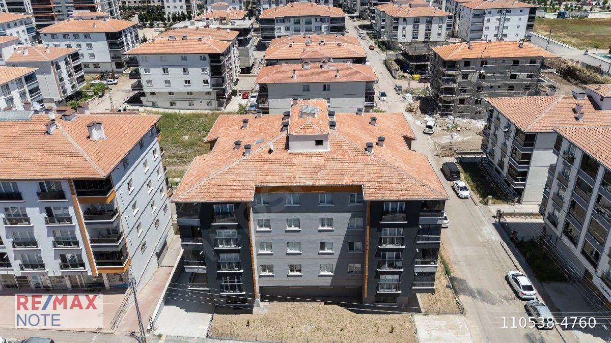 YENİKENT MENDERESTE EBEVEYN BANYOLU GİYİNME ODALI 3+1DAİRE