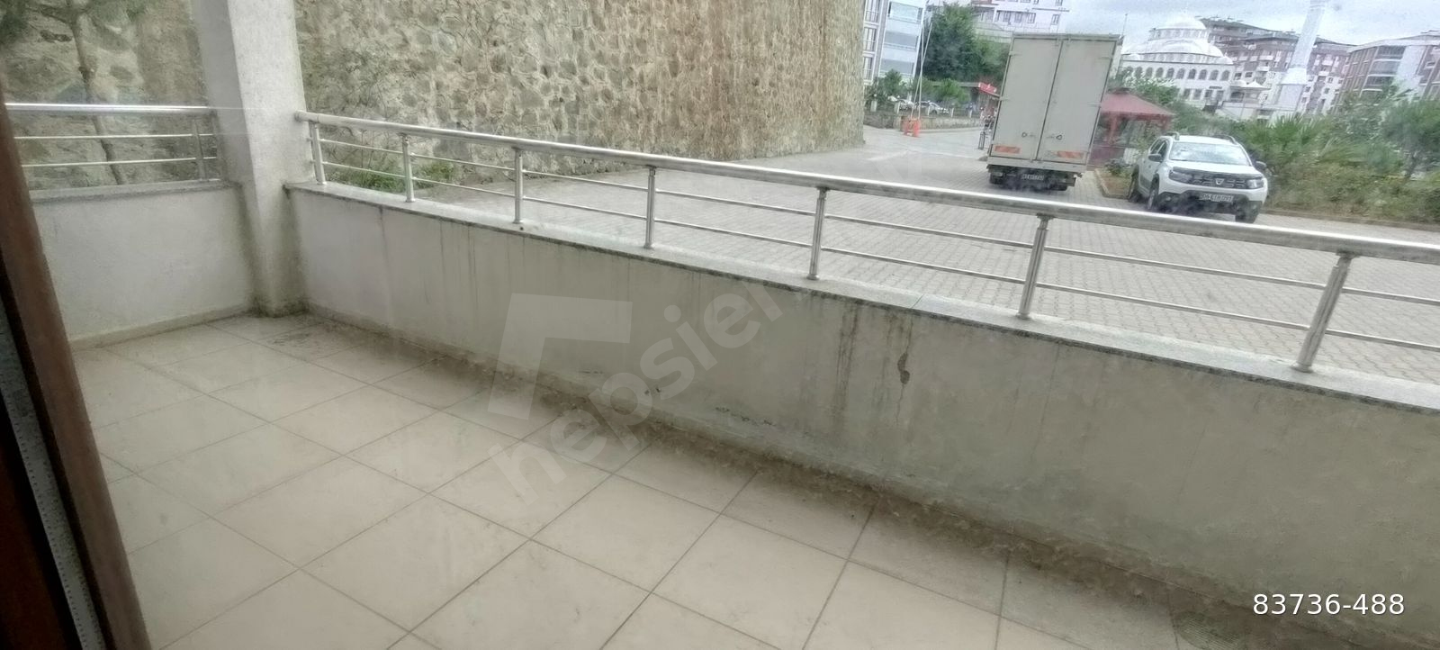 YOMRA SAFİR KONUTLARINDA SATILIK ZEMİN SIFIR FIRSAT DAİRE