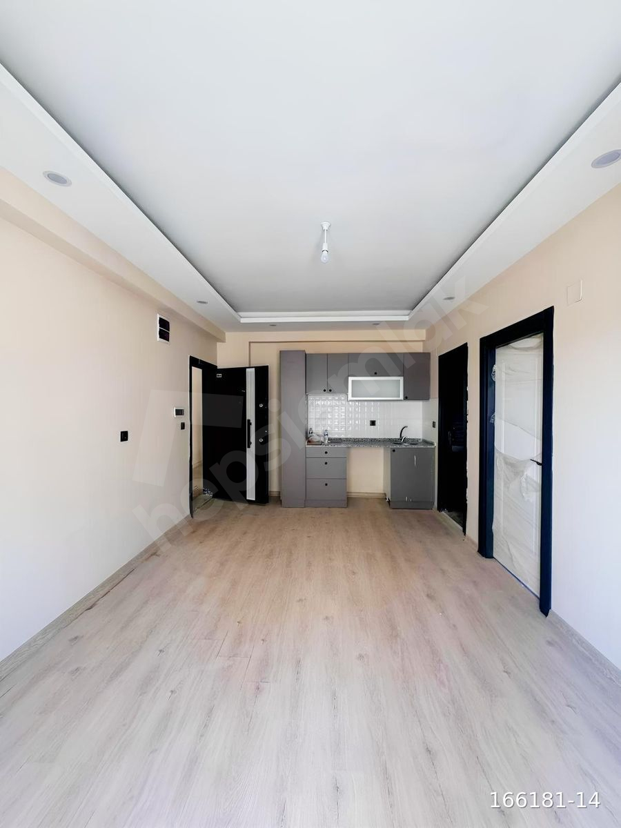 GÜLTEPE'DE CADDEYE YAKIN MERKEZİ KONUM-GENİŞ-1+1 KİRALIK DAİRE