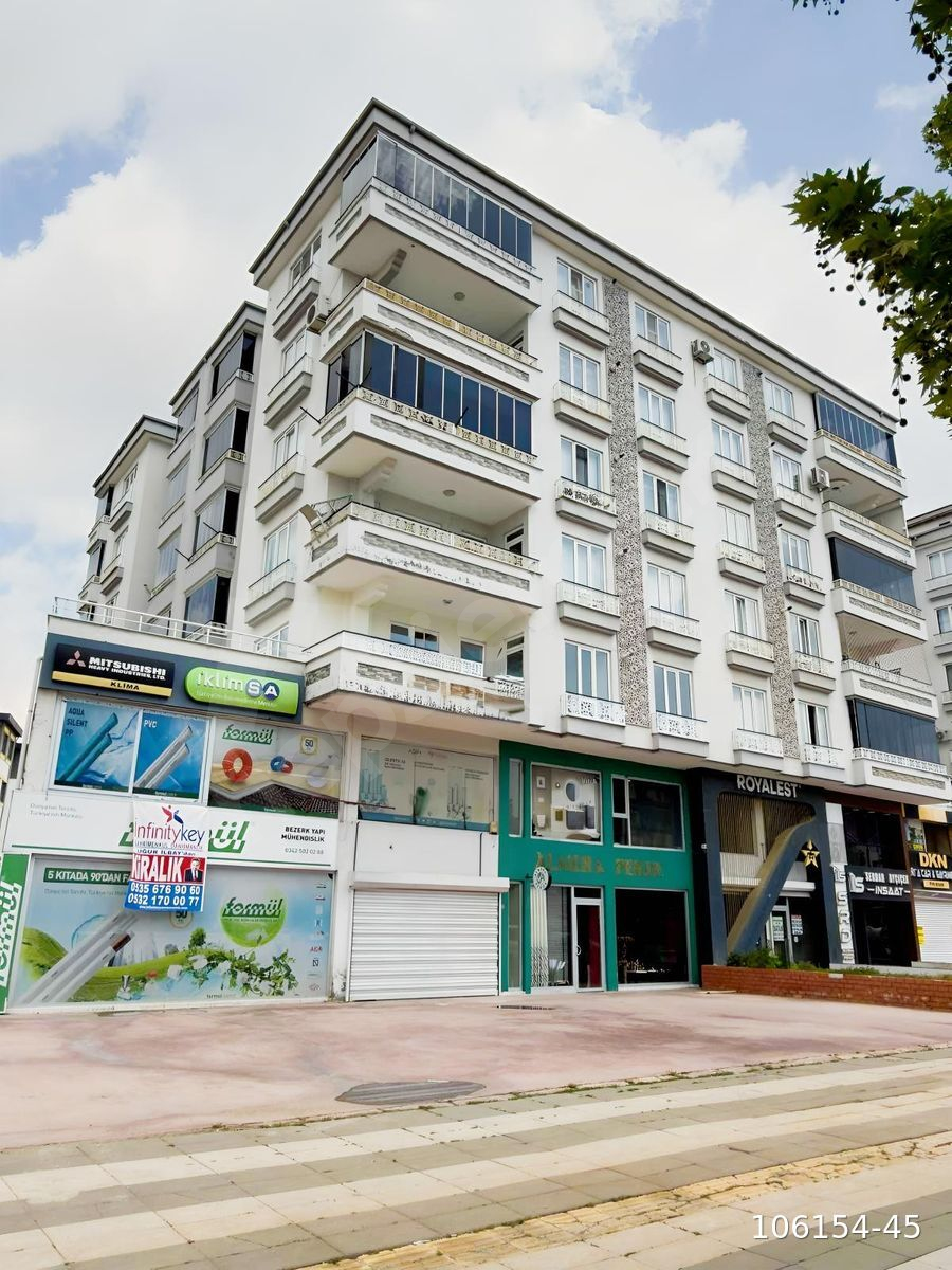 KARACAAHMET ANA CADDE ÜZERİ 3+1 TERASLI İSKANLI KREDİYE UYGUN
