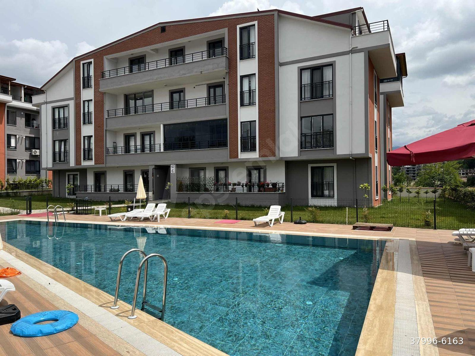 BAŞİSKELE YEŞİLYURT'TA NEZİH KONUMDA ARAKAT 3+1 KİRALIK DAİRE