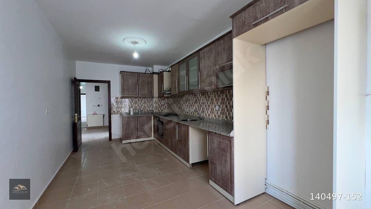 MERKEZİ KONUMDA KİRALIK 3+1 BAKIMLI DAİRE