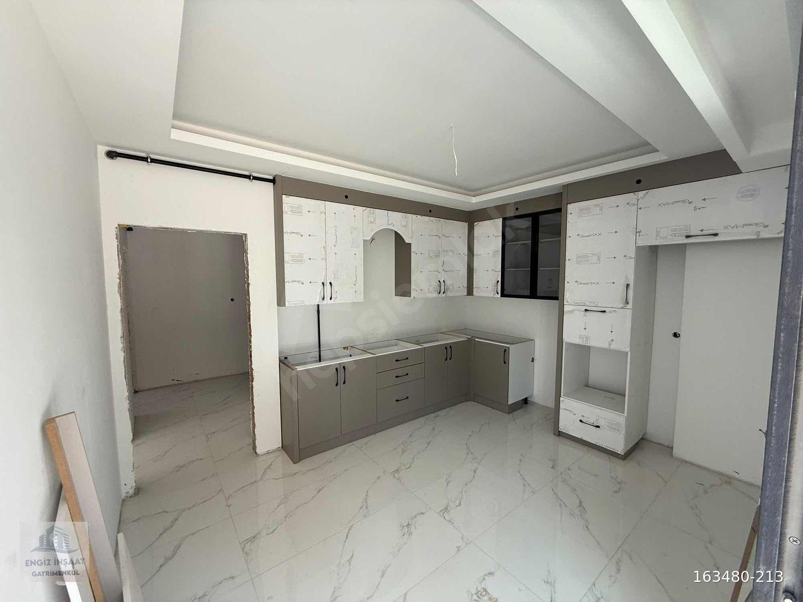 KAYMAKAMLIK YAKINI 2+1 110 m2 ARAKAT ASANSÖRLÜ SIFIR DAİRE
