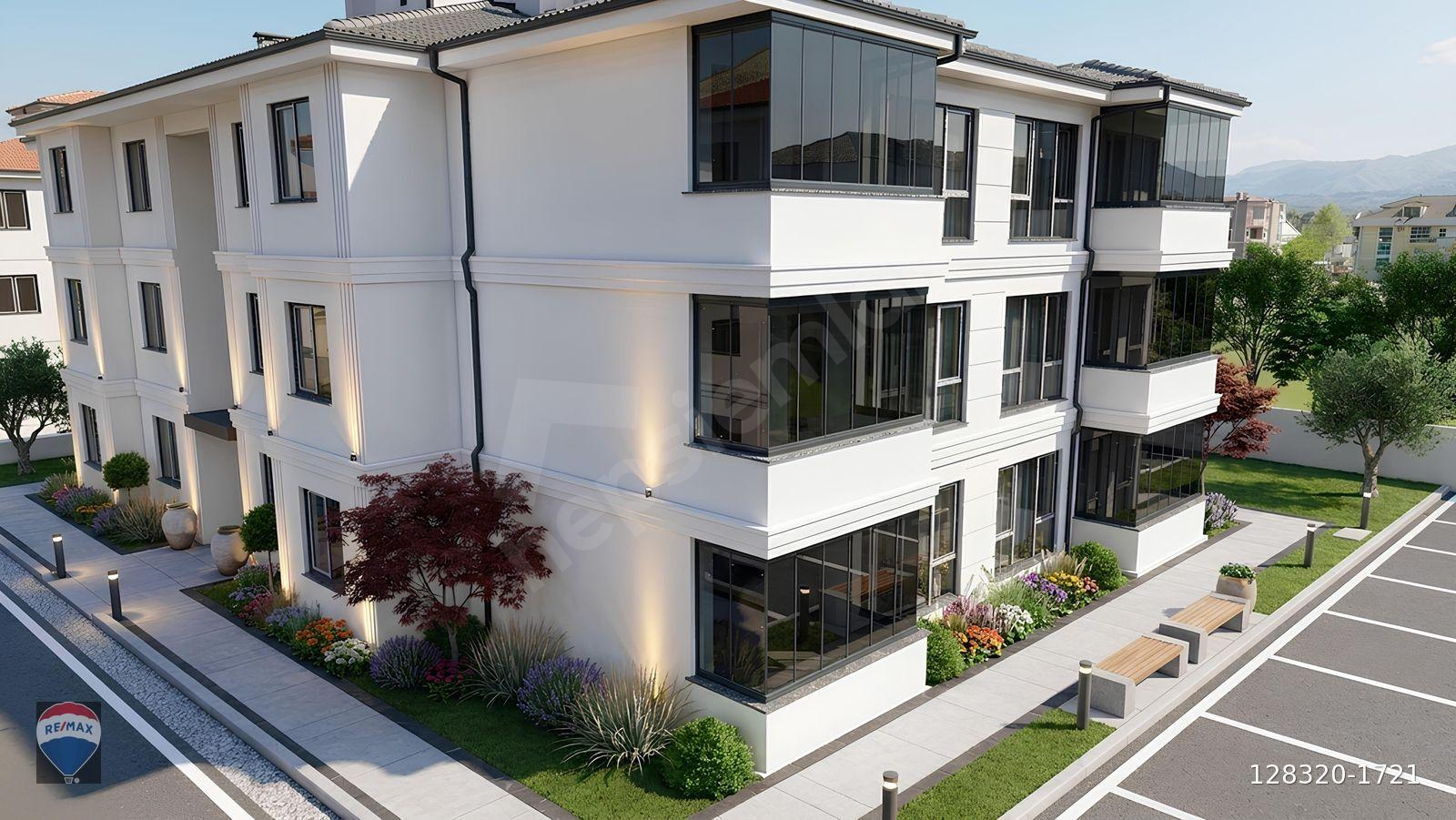RE/MAX MOZ 2+1 110m² Lüks Asansörlü Y. Isıtma Sapanca Gölü 5dk