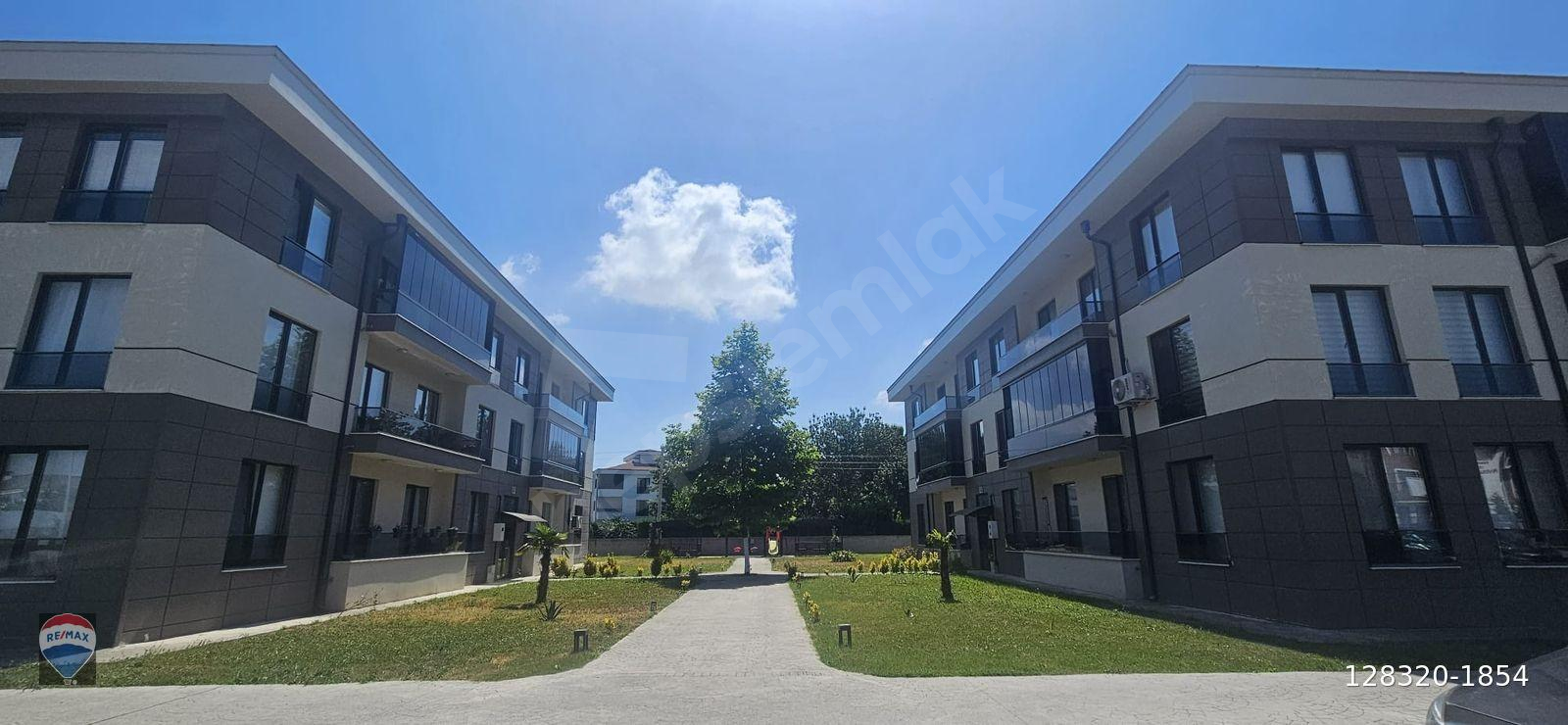 REMAX MAVİ ARABACIALANI SİTEİÇİ 3.KAT,3+1,130 M2 SATILIK DAİRE