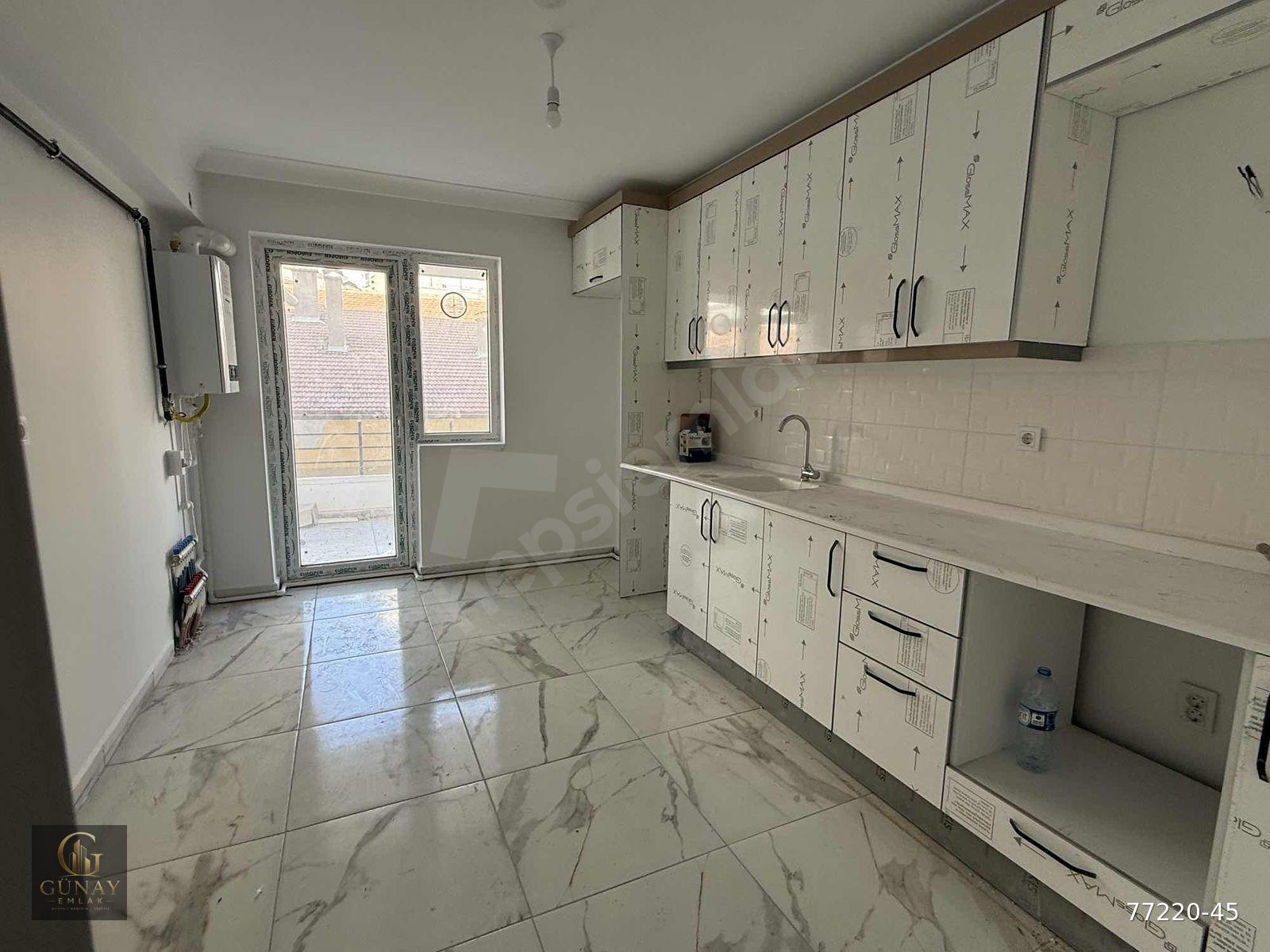 GÜNAY EMLAK'TAN DURALI ALIÇ MAHALLESİ'NDE SIFIR3+1 SATILIK DAİRE