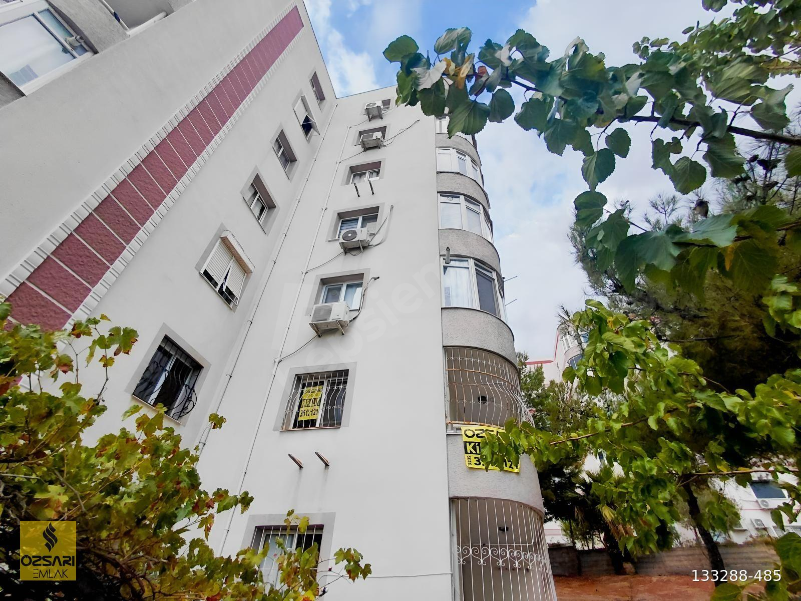 BORNOVA EVKA 4 2+1 AÇIK MUTFAK KİRALIK DAİRE