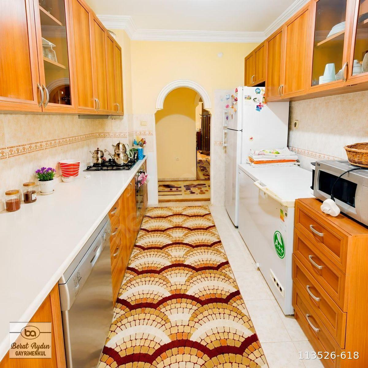 YENİKÖY DE 3+1 GENİŞ 140m2 SATILIK DAİRE