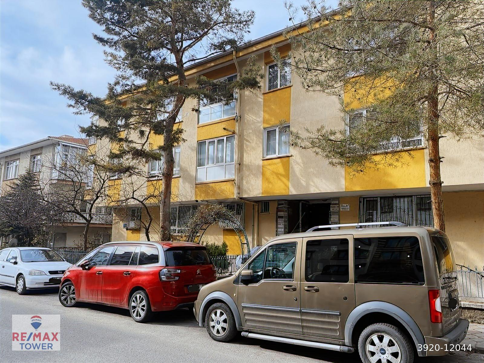 ETLİK ŞEHIR HASTANESİ VE GÜLHANE YAKINI SATILIK 3+1 DAİRE