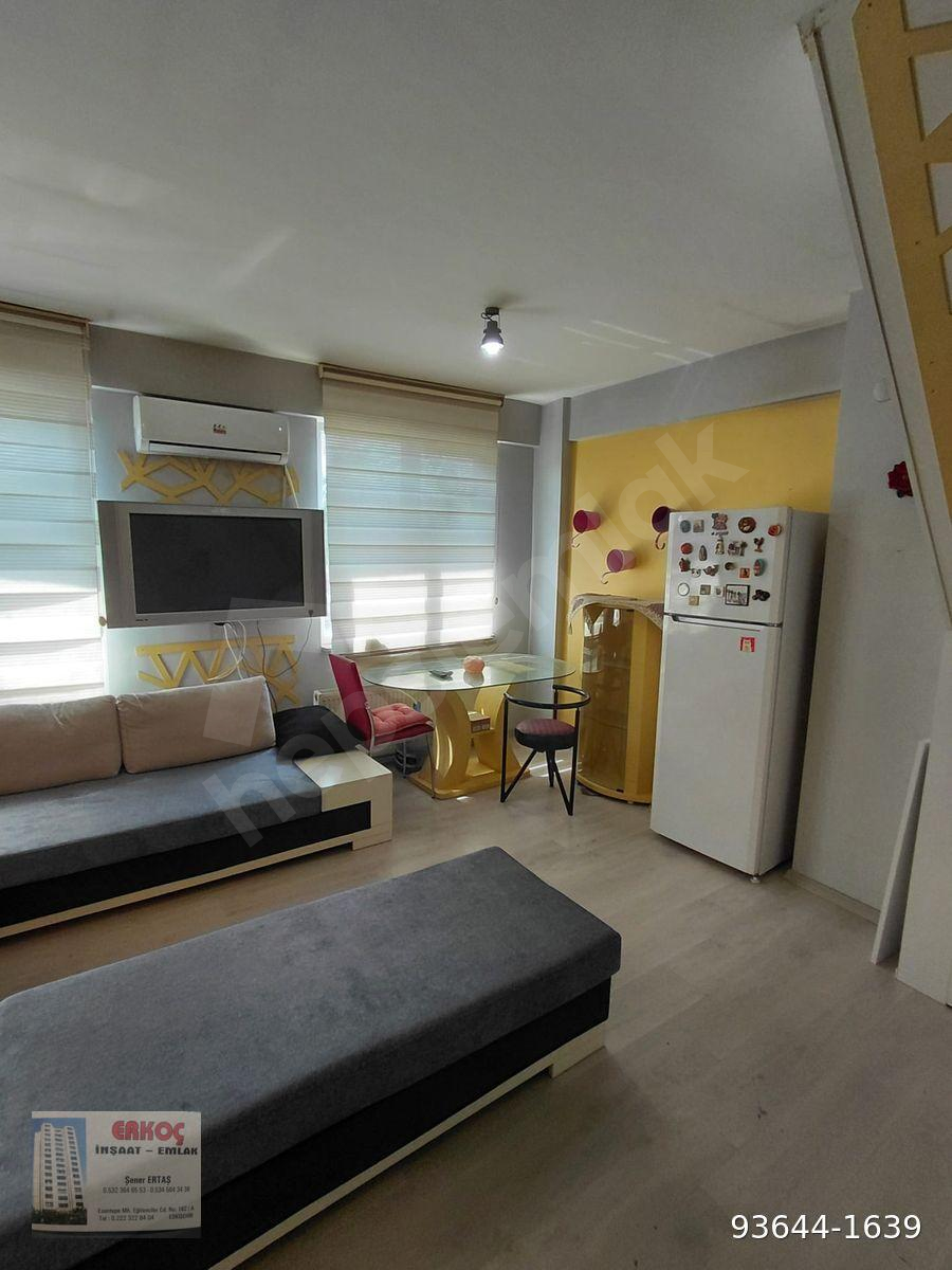 ERKOÇ GAYRİMENKULDEN ANADOLU ÜNİ YAKININDA KİRALIK DUBLEKS DAİRE