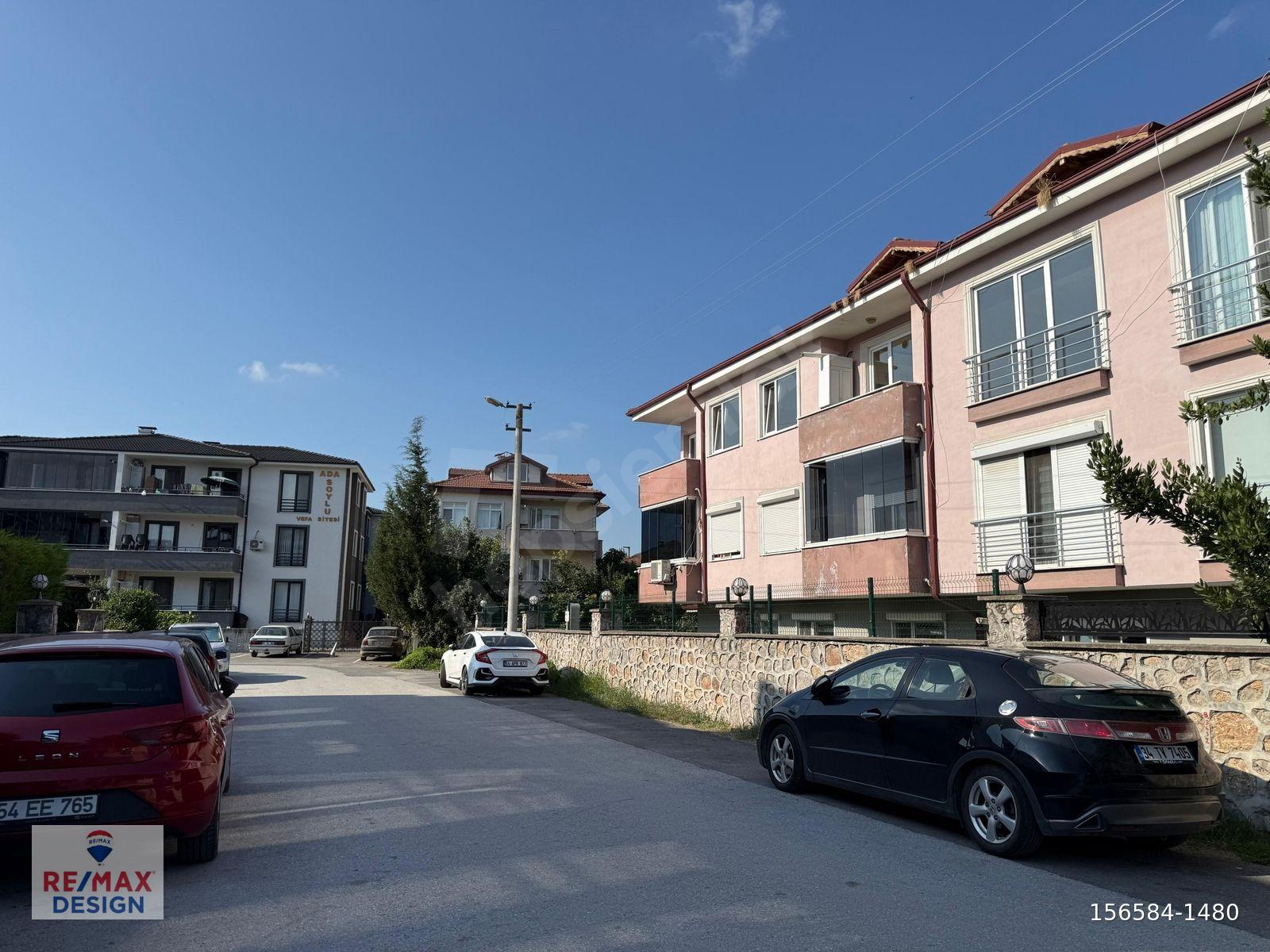 REMAX DESIGN TUZLA MAHALLESİNDE KİRALIK 4+1 DAİRE