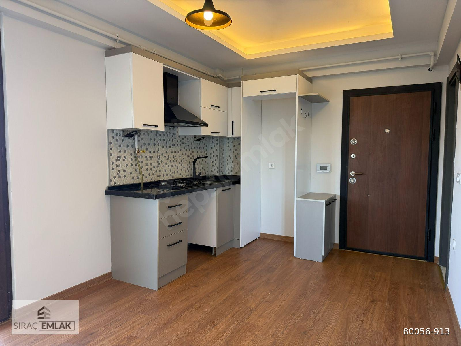 ALAN SUİT HOTEL YANI İL JANDARMA YÜRÜME MESAFEDE EŞYASIZ 1+1