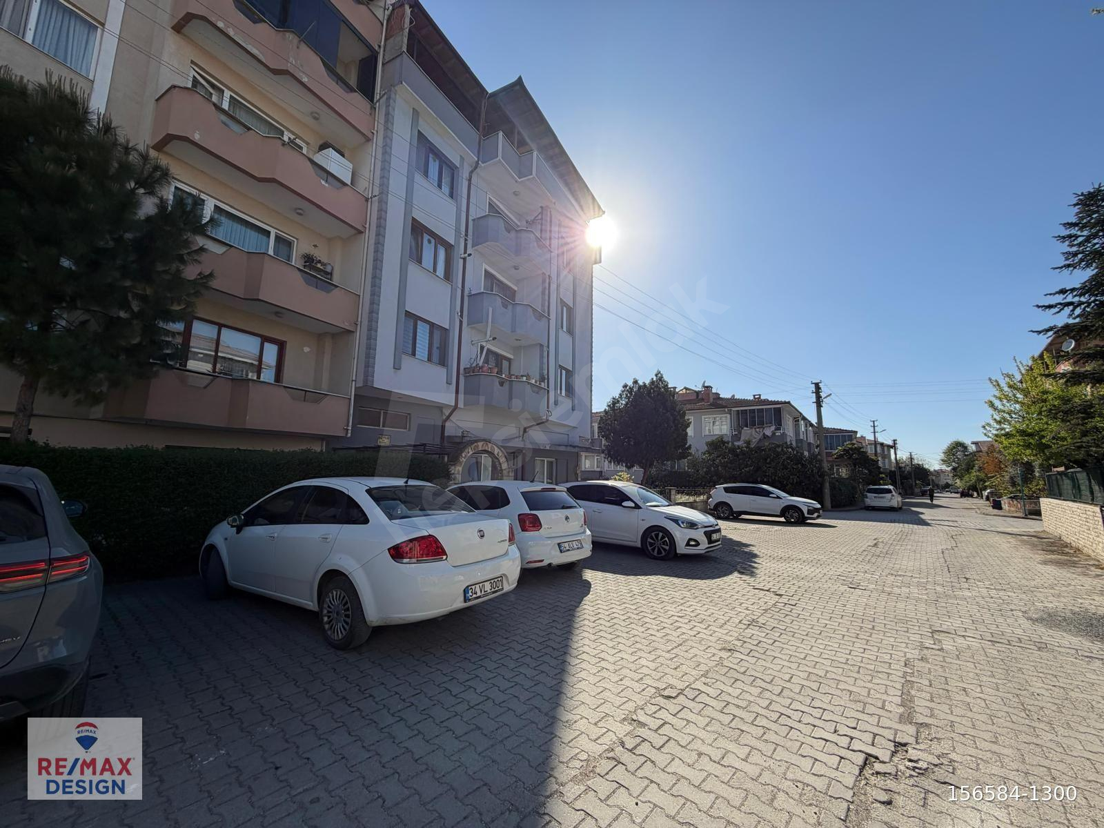 REMAX DESIGN DİLMEN MAHALLESİNDE ASANSÖRLÜ 3+1 SATILIK DAİRE