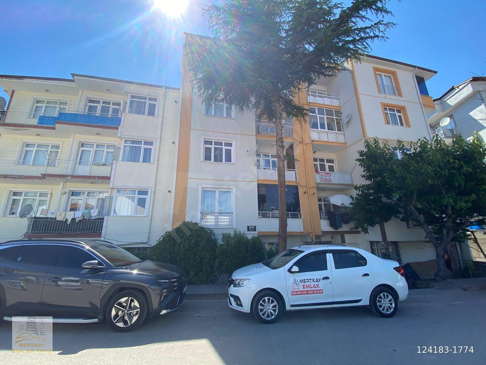 YEŞİLIRMAK MAHALLESİNDE KİRALIK 3+1 DAİRE