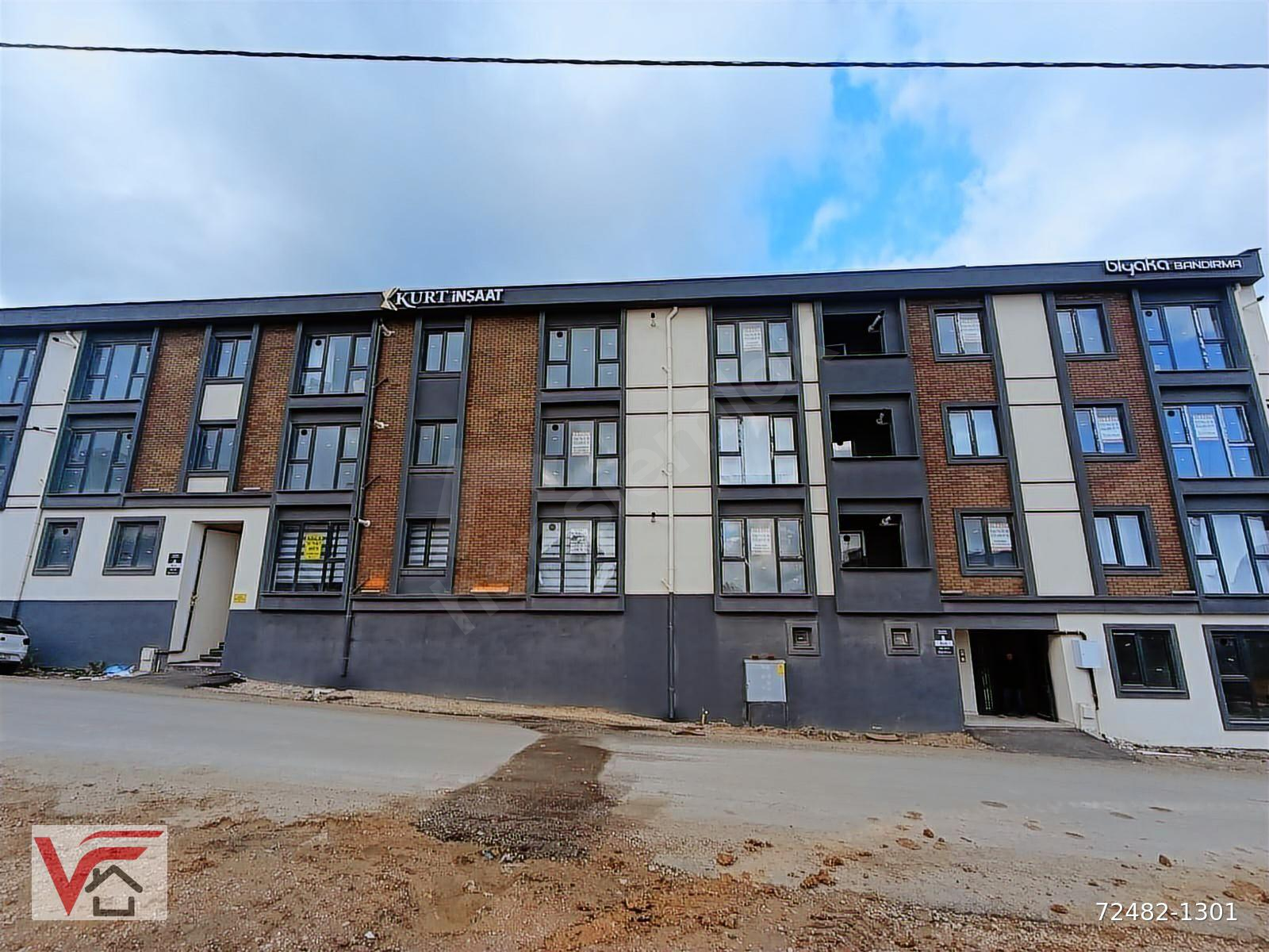 VARAN EMLAK'TAN YENİ MAHALLE'DE KİRALIK EŞYALI 1+1 DAİRE