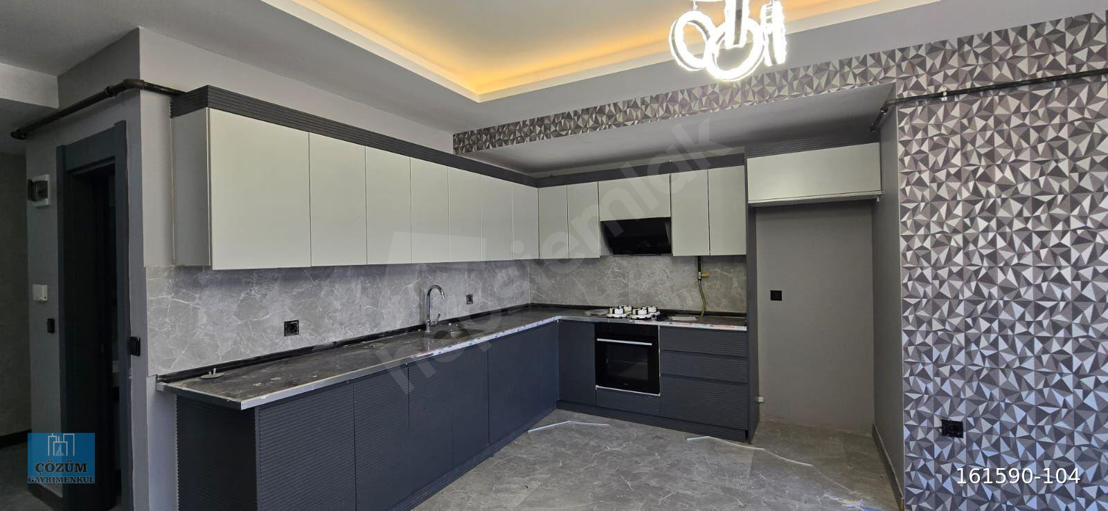 ÇÖZÜM'DEN MAVİŞEHİR 3 ETAPTA KİRALIK AMERİKAN MUTFAK 2+1 DAİRE