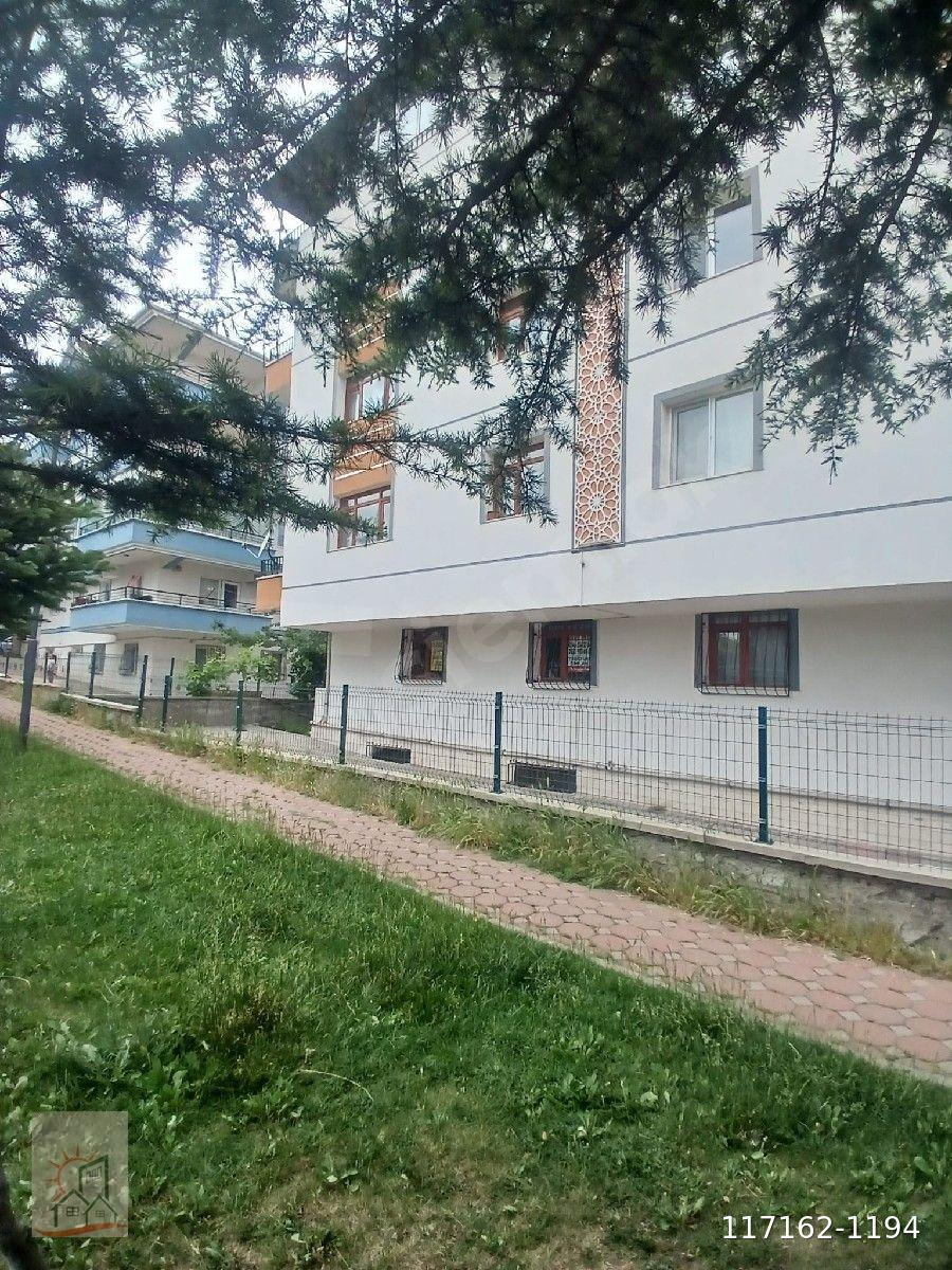 YEŞİLYURT GAYRİMENKUL'DEN PINARBAŞI MAHALLESİNDE BULUNAN DAİREMİZ KİRALIKTIR