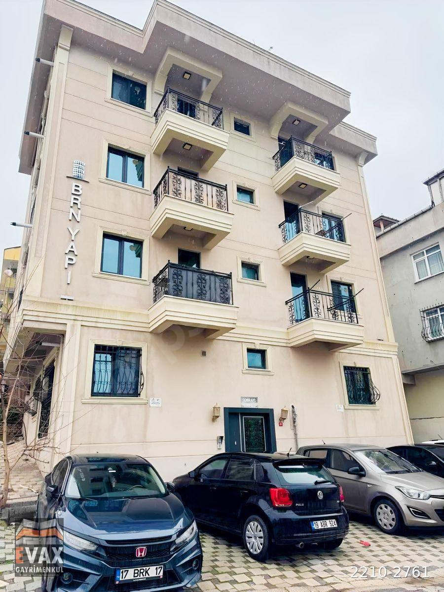 EVAX GAYRİMENKULDEN ÜNİVERSİTEYE YAKIN BOŞ DAİRE