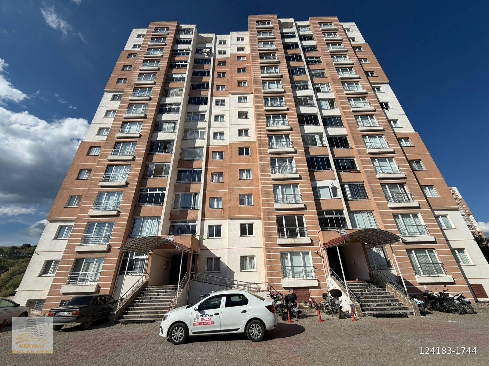 TOKAT MERKEZ TOPÇAM MAHALLESİNDE SATILIK FIRSAT DAİRE!
