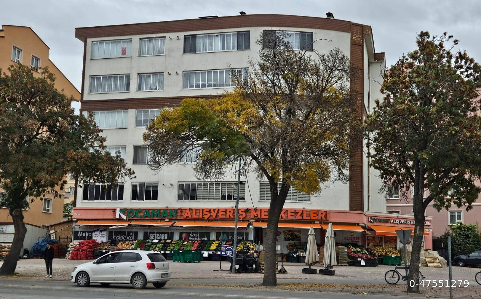 MERKEZİ KONUMDA CADDE ÜZERİ ÖNÜ KAPANMAZ MANZARALI SÜPER LÜKS 4+1 DAİRE